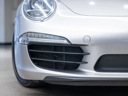 Used 2012 Porsche 911 Carrera S RWD image 16
