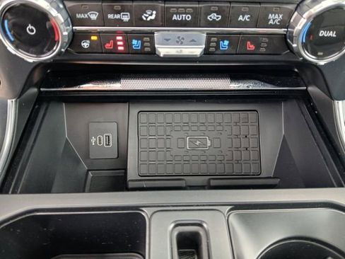 Used 2025 Ford F150 Raptor AWD/4WD image 37
