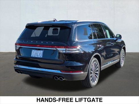 Used 2023 Lincoln Aviator Reserve w/ Equipment Group 201A image 5