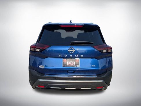 Used 2023 Nissan Rogue SL w/ SL Premium Package FWD image 4