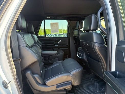 Used 2025 Ford Expedition Max Platinum w/ Stealth Performance Package AWD/4WD image 21