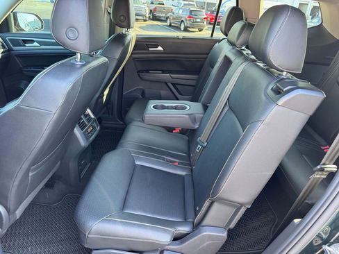 Used 2021 Volkswagen Atlas SE w/ Panoramic Sunroof Package AWD/4WD image 32