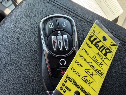 Used 2025 Buick Encore GX Preferred FWD image 14