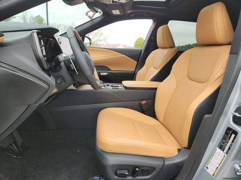 Used 2025 Lexus RX 350 Premium w/ Convenience Package image 9