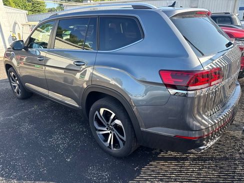 Used 2023 Volkswagen Atlas Cross Sport SEL AWD/4WD image 4