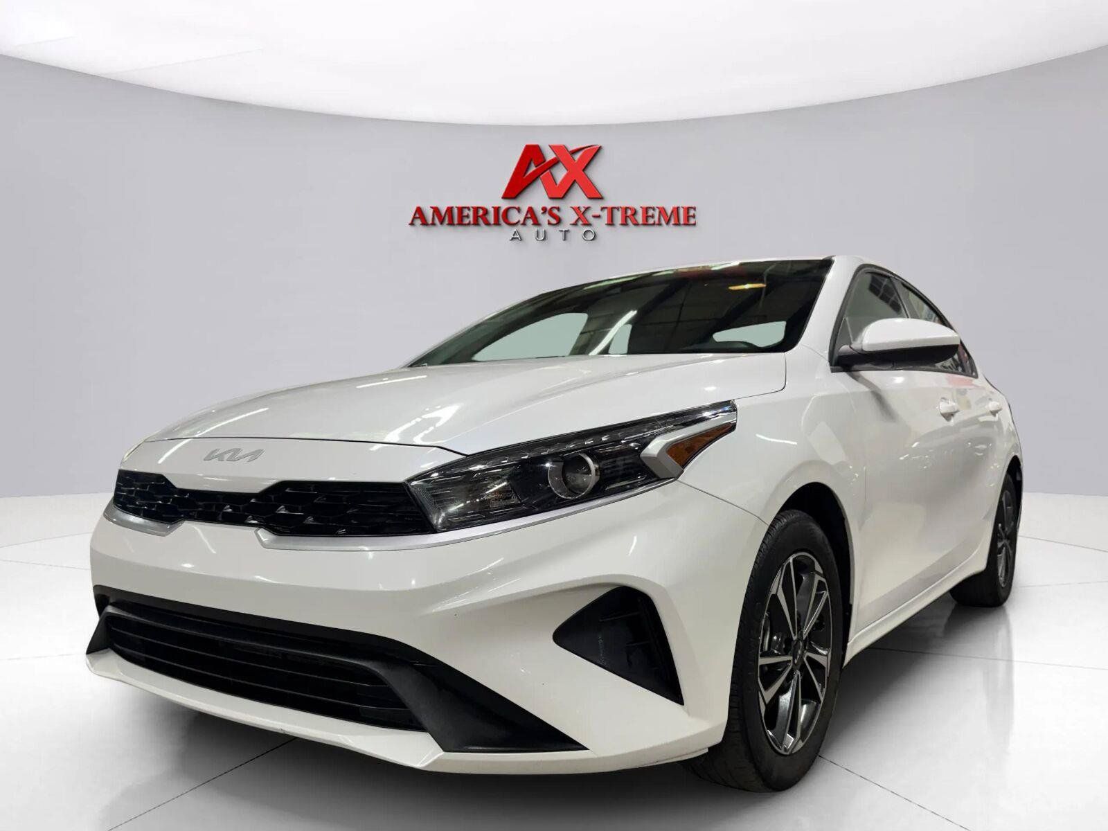 Used 2024 Kia Forte LXS FWD image 2