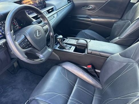 Used 2020 Lexus ES 350 Luxury w/ Accessory Package image 9