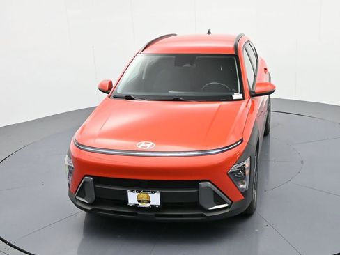 Used 2024 Hyundai Kona SEL image 17