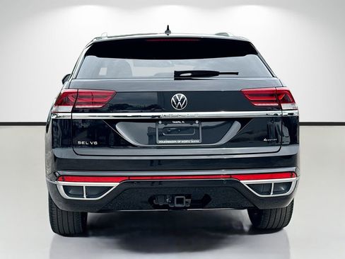 Used 2023 Volkswagen Atlas Cross Sport SEL Premium R-Line AWD/4WD image 4