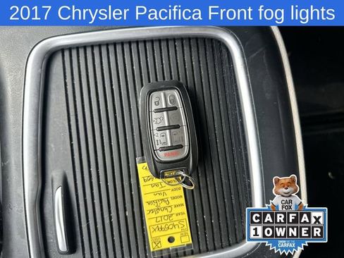 Used 2017 Chrysler Pacifica Touring-L Plus w/ Tire & Wheel Group image 30