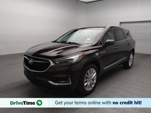 Used 2018 Buick Enclave Premium w/ Experience Buick Package FWD image 1