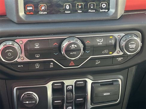 Used 2020 Jeep Wrangler Unlimited Rubicon image 24