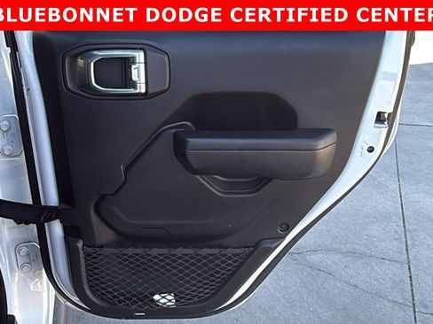 Used 2021 Jeep Gladiator Mojave w/ Trailer Tow Package image 26