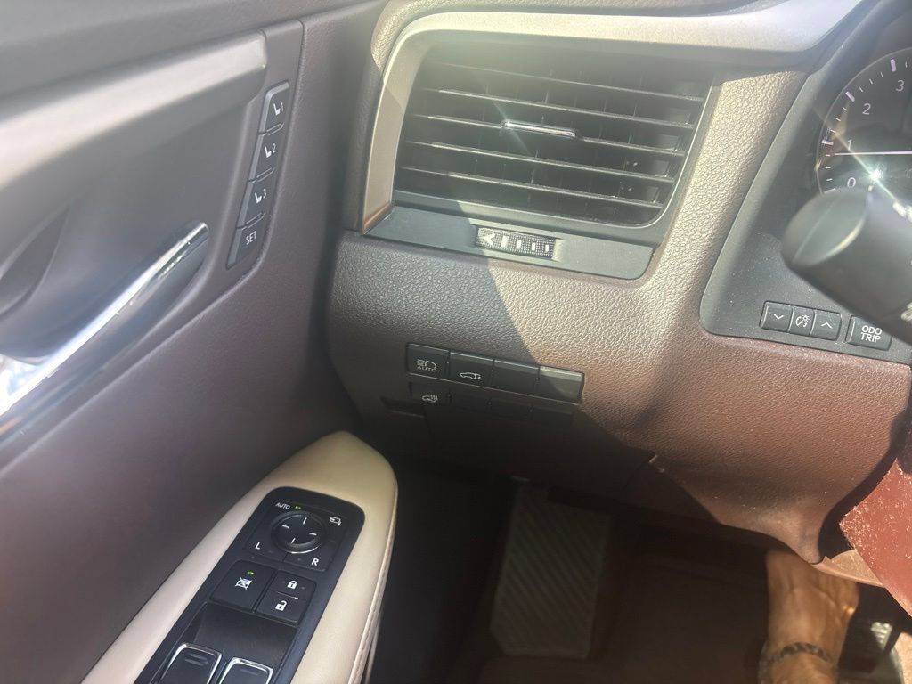 Used 2017 Lexus RX 350 AWD w/ Premium Package image 12