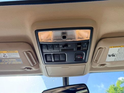 Used 2017 Toyota 4Runner Limited image 27