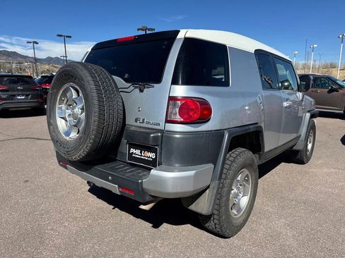 Used 2008 Toyota FJ Cruiser 4WD image 13