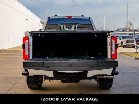 Used 2024 Ford F350 Platinum image 8