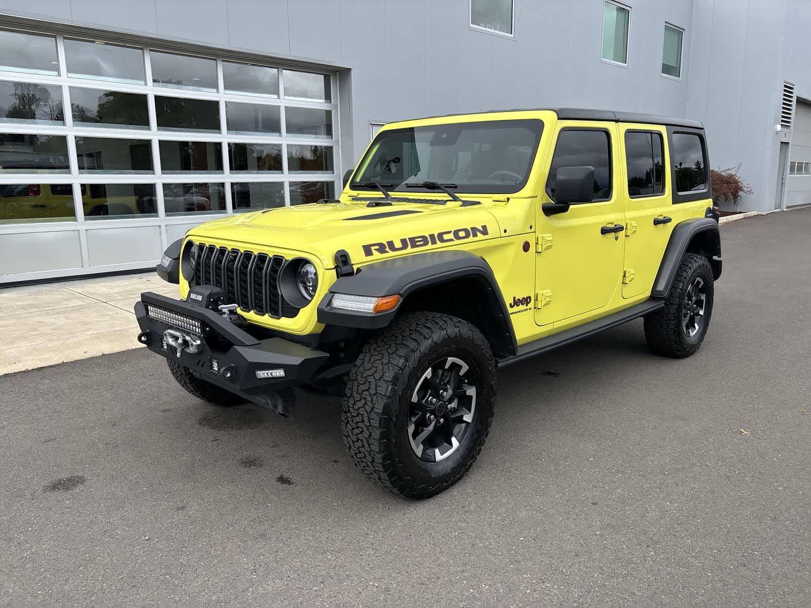 Used 2024 Jeep Wrangler Unlimited Rubicon w/ Technology Group AWD/4WD image 1