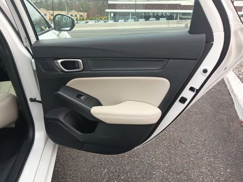 Used 2023 Acura Integra A-Spec image 27