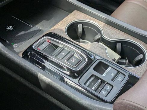 Certified 2026 Honda Pilot Elite image 12