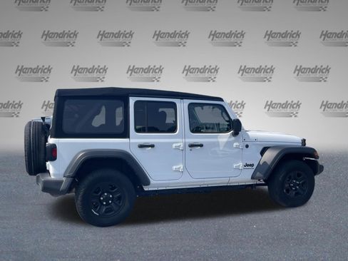 Used 2024 Jeep Wrangler Unlimited Sport AWD/4WD image 10
