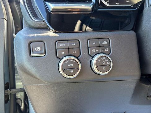 New 2026 GMC Sierra 2500 SLT w/ SLT Premium Package image 16