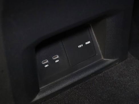 Used 2021 Volkswagen Atlas SE w/ Panoramic Sunroof Package image 31