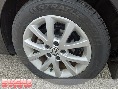 Used 2015 Volkswagen Jetta SE FWD image 22