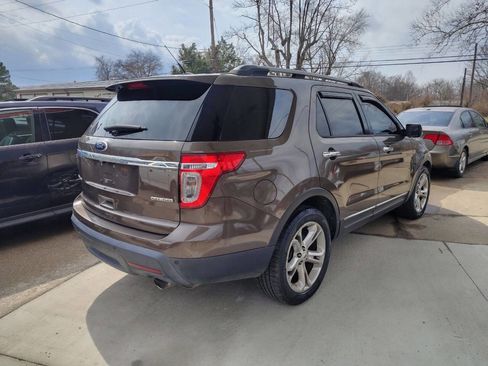 Used 2015 Ford Explorer Limited image 3