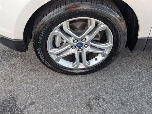 Used 2016 Ford Edge Titanium w/ Equipment Group 301A image 10