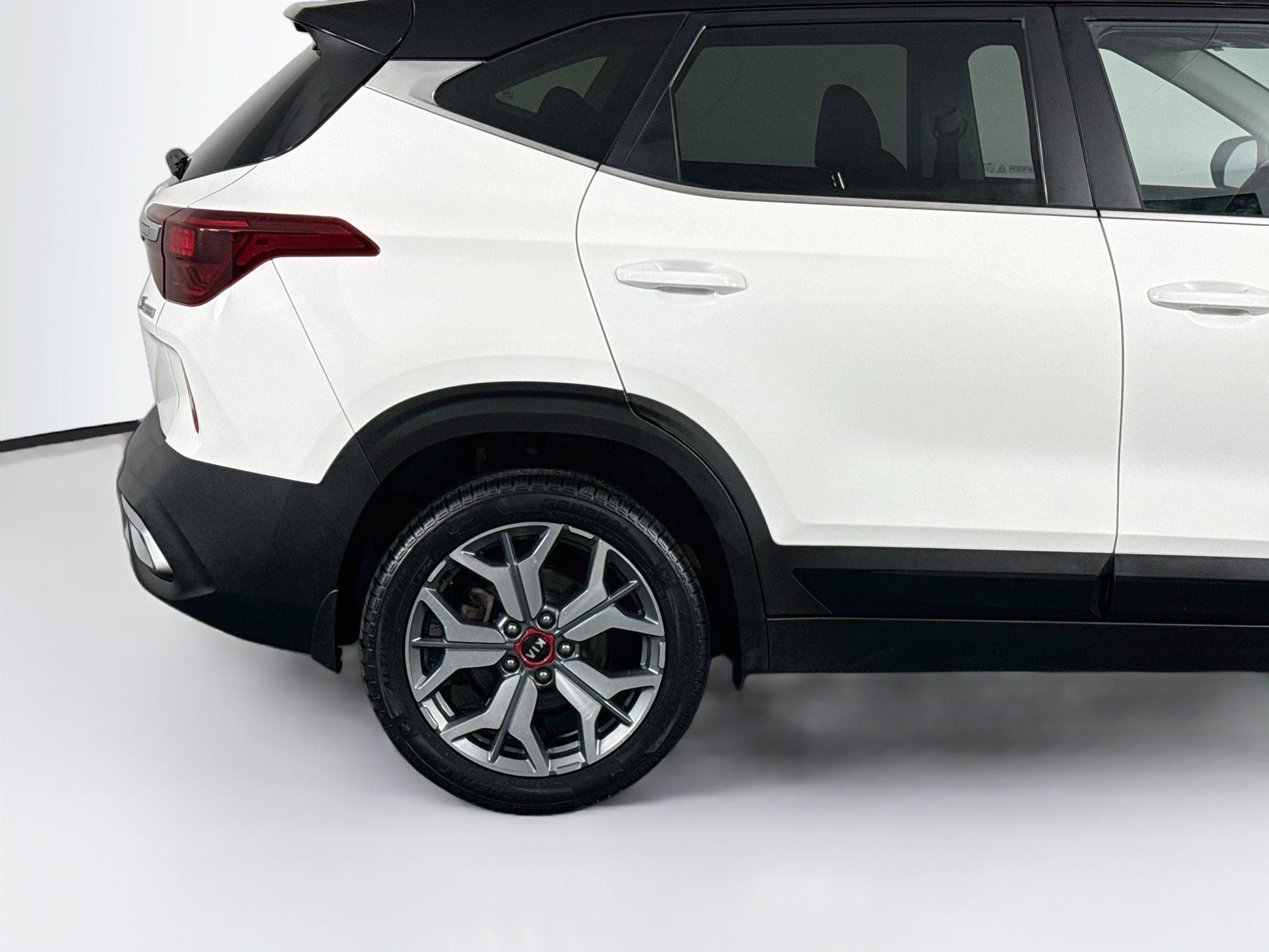 Used 2021 Kia Seltos S AWD/4WD image 44