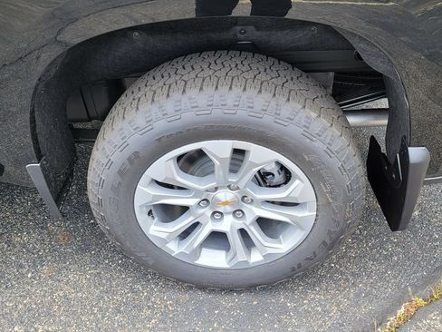 New 2026 Chevrolet Silverado 1500 LTZ w/ Z71 Off-Road Package AWD/4WD image 8
