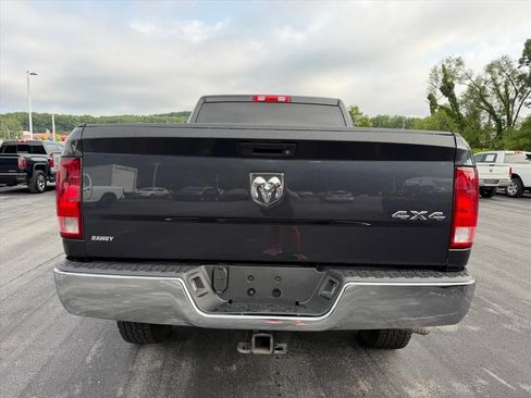 Used 2015 RAM 3500 Tradesman w/ Chrome Appearance Group AWD/4WD image 6