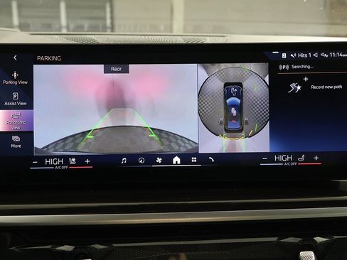 Used 2025 BMW X6 xDrive40i w/ Climate Comfort Package image 47