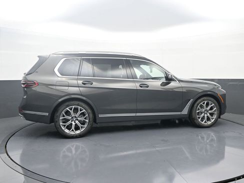 New 2026 BMW X7 xDrive40i image 4