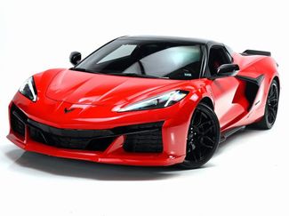 Used 2025 Chevrolet Corvette Z06 RWD video 1