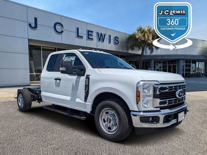 New 2025 Ford F350 XL w/ XL Chrome Package