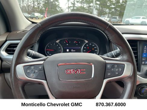 Used 2020 GMC Acadia SLT w/ Premium Package image 12