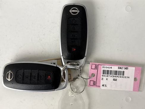Used 2023 Nissan Rogue SL w/ SL Premium Package AWD/4WD image 10