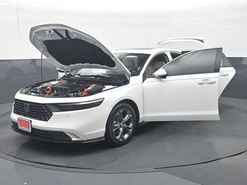 Used 2024 Honda Accord EX-L image 37