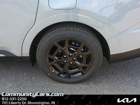 New 2026 Kia Carnival SX Prestige FWD image 4