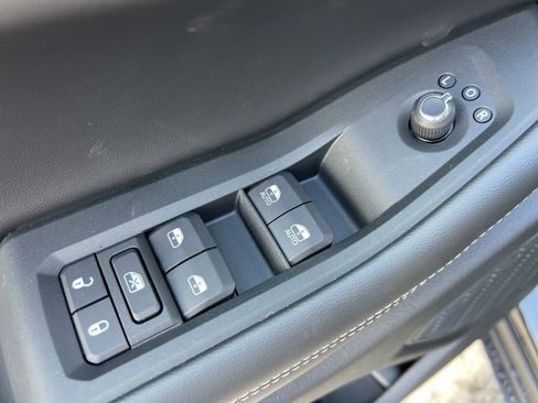 New 2025 Jeep Grand Cherokee L Laredo AWD/4WD image 11