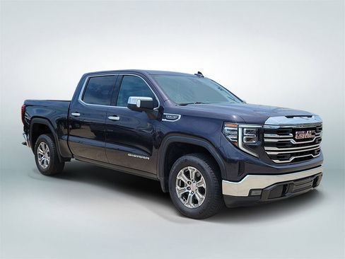 Used 2024 GMC Sierra 1500 SLT RWD image 2