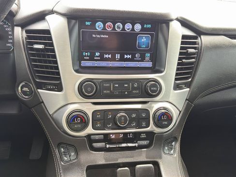 Used 2020 GMC Yukon SLT w/ Open Road Package AWD/4WD image 16