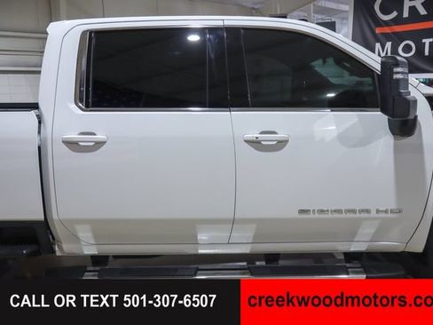 Used 2025 GMC Sierra 2500 SLE AWD/4WD image 24