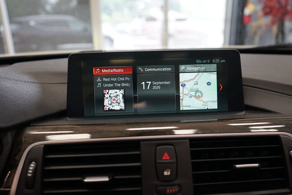 Used 2018 BMW 430i xDrive Convertible AWD/4WD image 40