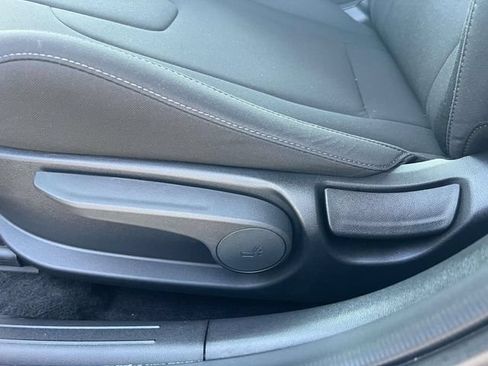 Certified 2023 Hyundai Elantra SEL FWD image 18