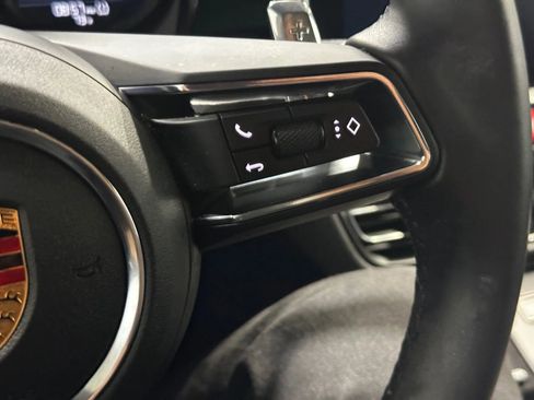 Used 2023 Porsche Macan S w/ Premium Package Plus image 32