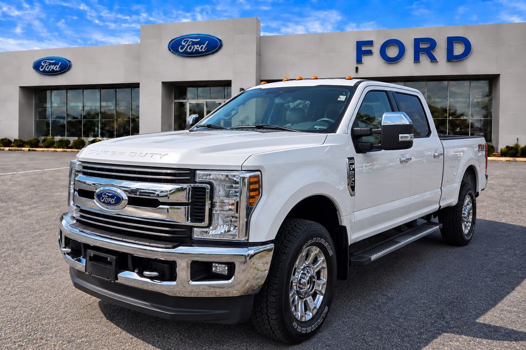 Used 2019 Ford F250 XLT w/ XLT Premium Package AWD/4WD image 1