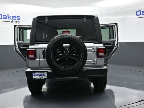 Used 2022 Jeep Wrangler Unlimited Sport image 54